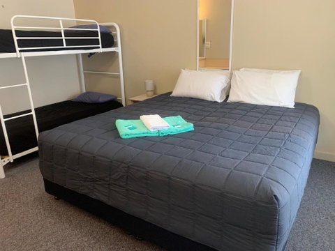 Mid Coast Motor Inn - Accommodation Redcliffe 2