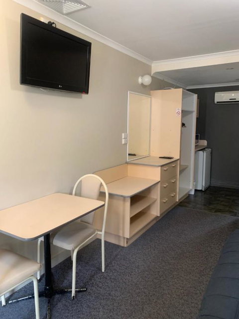 Mid Coast Motor Inn - Accommodation Redcliffe 3