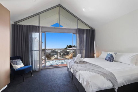 Milieu At Seine - Accommodation Redcliffe 1