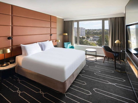 Mercure Sydney Parramatta - Accommodation Redcliffe 1