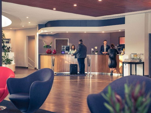 Mercure Sydney Parramatta - Accommodation Redcliffe 3