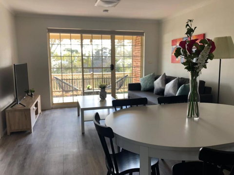 Modern 2BR Apartment With Parking - Accommodation Redcliffe 0