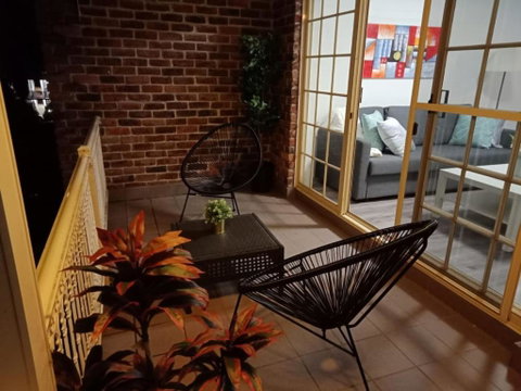 Modern 2BR Apartment With Parking - Accommodation Redcliffe 3