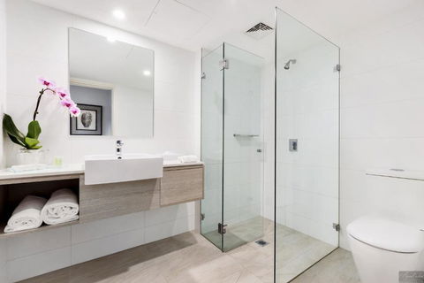 Miramare Gardens Boutique Accommodation - Accommodation Redcliffe 2