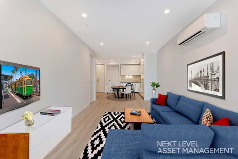 Modern Apartment On Courtney-02594 - Accommodation Redcliffe 0