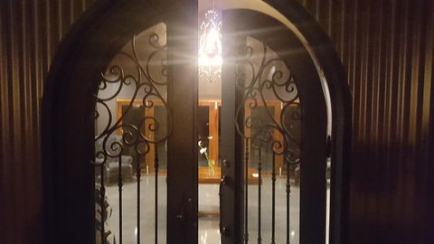 Montrose Barn House - Accommodation Redcliffe 2