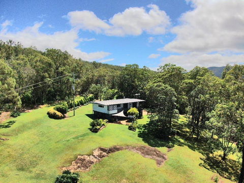 Moogie House - Accommodation Redcliffe 0