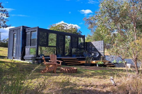 Moogie Pod - Trendy Tiny Getaway - Accommodation Redcliffe 0