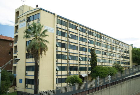 Mountway Holiday Apartments - Accommodation Redcliffe 0