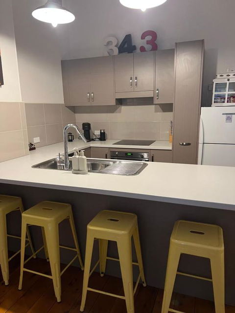 MURRUMBURRAH ARTHOUSE APARTMENTS - Accommodation Redcliffe 0