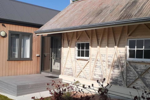 NEST- Luxury Vineyard Accommodation - Accommodation Redcliffe 2
