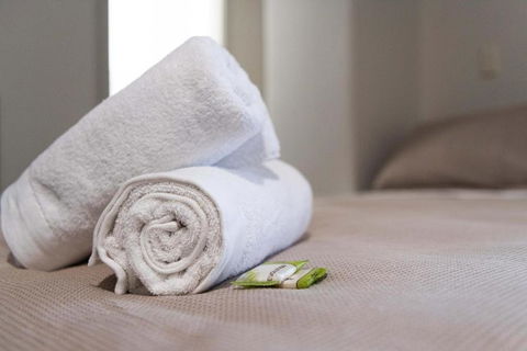 New Crown Hotel Motel - Accommodation Redcliffe 1