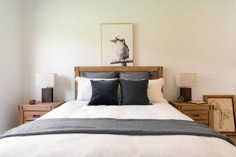 New Designer Built Boutique Holiday Home Heathwood - Accommodation Redcliffe 3