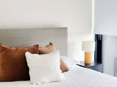 New Modern Apartment Next To Westfield Chermside - Accommodation Redcliffe 3