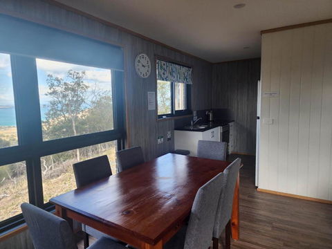 Mount Rumney Escapes - 4 Seaview Devil House - Accommodation Redcliffe 1