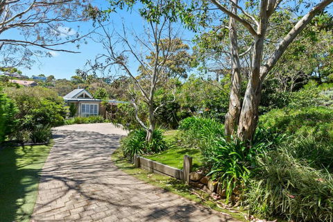 Ngaree - Accommodation Redcliffe 2