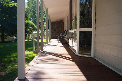 Nirvana - Accommodation Redcliffe 2