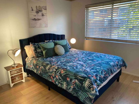 North Beach Getaway - Accommodation Redcliffe 2