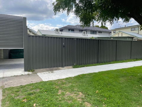 Oakleigh Private Unit - Accommodation Redcliffe 2