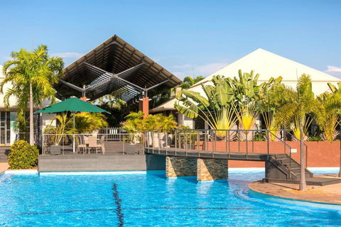 Oaks Cable Beach Resort - Accommodation Redcliffe 0