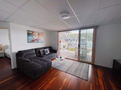 Oasis On The Hawkesbury - Water Views - Accommodation Redcliffe 3