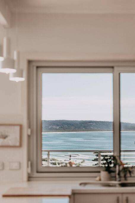 Olga And Alma - The Coastal Retreat - Accommodation Redcliffe 0