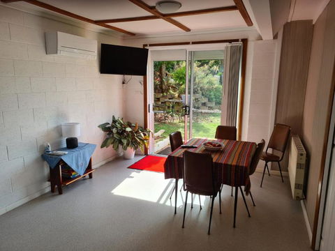 Orchard 2 Bedroom Apartment In Devonport - Accommodation Redcliffe 1