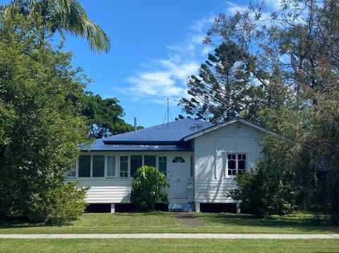 Original Surf Cottage In Heart Of Pottsville Beach - Accommodation Redcliffe 0