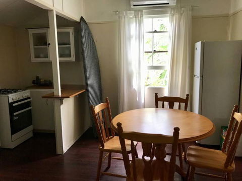 Original Surf Cottage In Heart Of Pottsville Beach - Accommodation Redcliffe 1