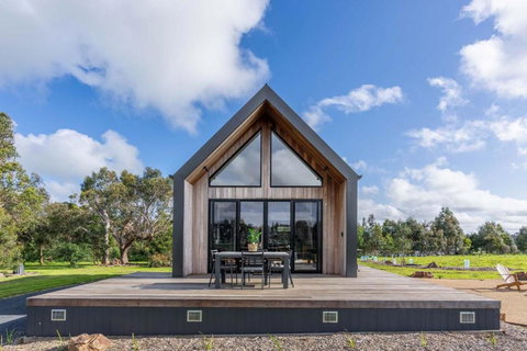 Ovata - Country To Coast - Accommodation Redcliffe 0