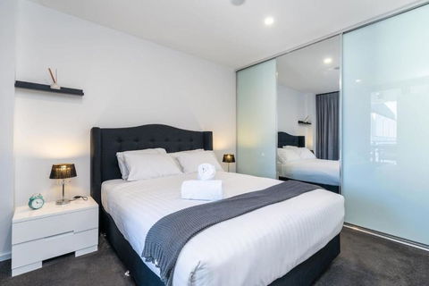 Park Avenue Apt In The Heart Of The City - Accommodation Redcliffe 0