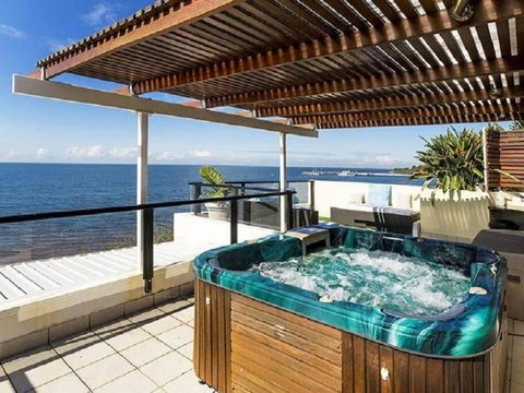 Pandanus Apartment - Accommodation Redcliffe 0