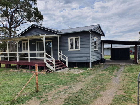 Parlour Mountain Cottage - Accommodation Redcliffe 0