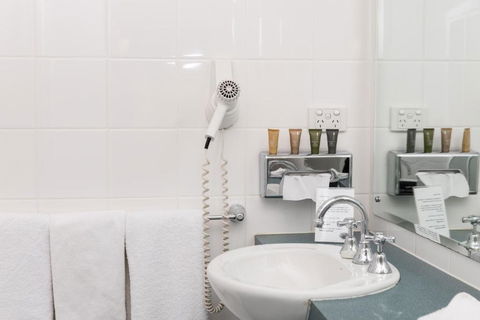 Pastoral Hotel Motel - Accommodation Redcliffe 3