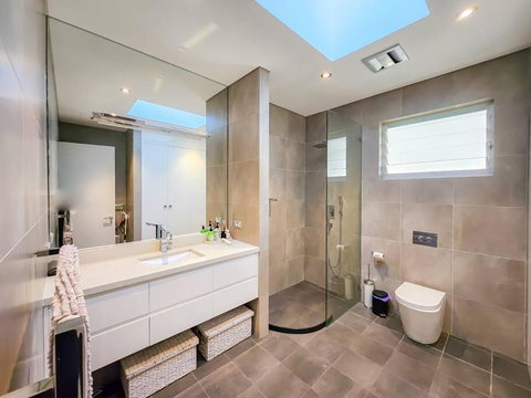 Peaceful 4-Bedroom Family Retreat In Lane Cove - Accommodation Redcliffe 1