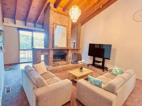 Peaceful Home In Forest - Accommodation Redcliffe 0