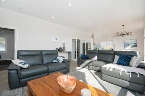 Peaceful Ridge Resort - Accommodation Redcliffe 2