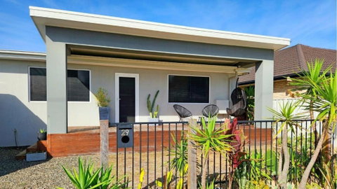 Pelican Lake Retreat - Accommodation Redcliffe 0