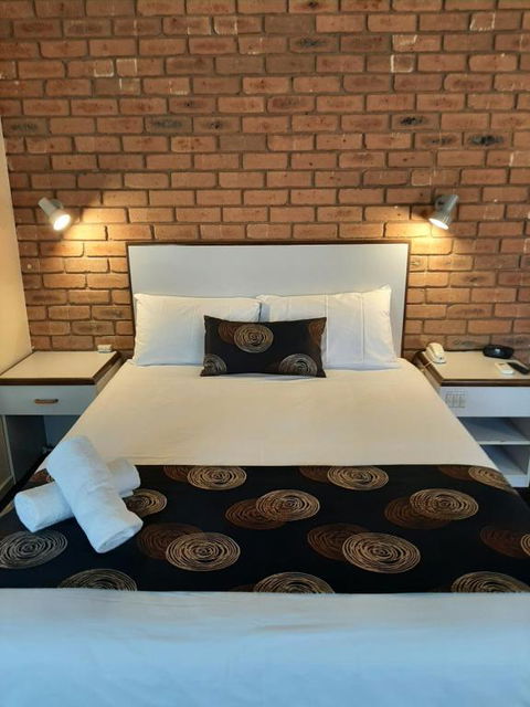 Peppermill Inn Motel - Accommodation Redcliffe 2