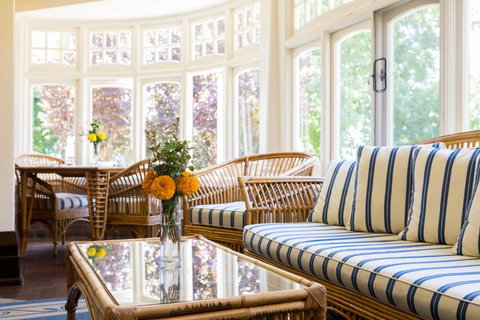 Petersons Armidale Winery And Guesthouse - Accommodation Redcliffe 1