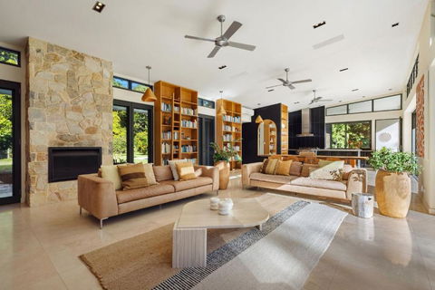 Pine Mountain - Accommodation Redcliffe 2