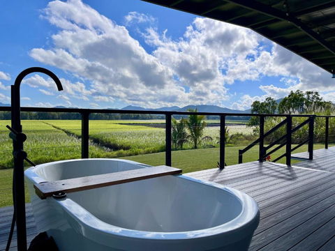 Pinnacolo Farm Stay - Accommodation Redcliffe 2