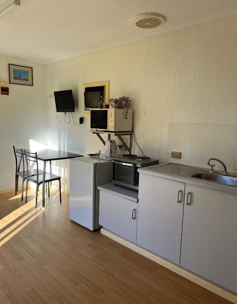 Pioneer Tourist Park - Accommodation Redcliffe 2