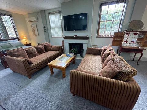 Post Office Boutique Accommodation - Accommodation Redcliffe 1