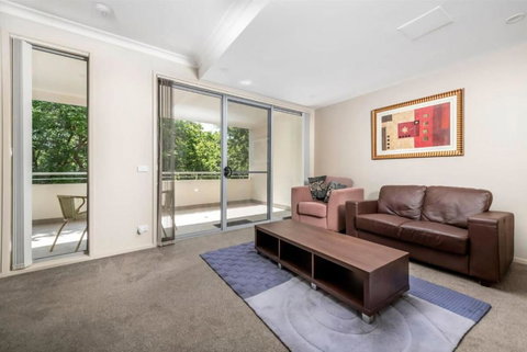 Quiet Apartment In Braddon ACT - Accommodation Redcliffe 2