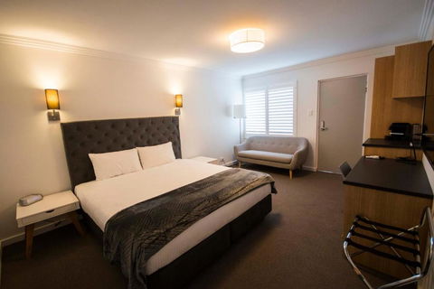 Quays Hotel - Accommodation Redcliffe 2