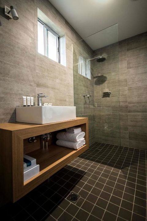 Quays Hotel - Accommodation Redcliffe 3