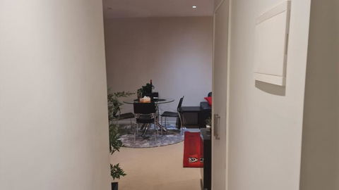 Qure Restaurant And Apartments Canberra Bruce - Accommodation Redcliffe 2