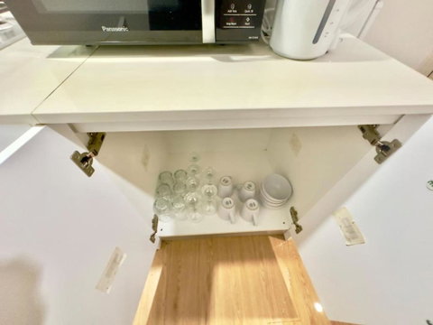 Prime 1BR Near Transport And Retail - Accommodation Redcliffe 1