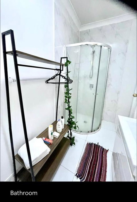Private Entry Studio Room With Bathroom And Kitchen - Accommodation Redcliffe 1